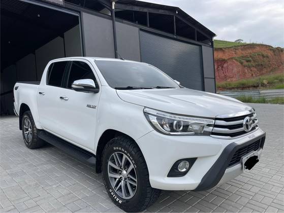 TOYOTA HILUX 2.8 SRX 4X4 CD 16V DIESEL 4P AUTOMÁTICO